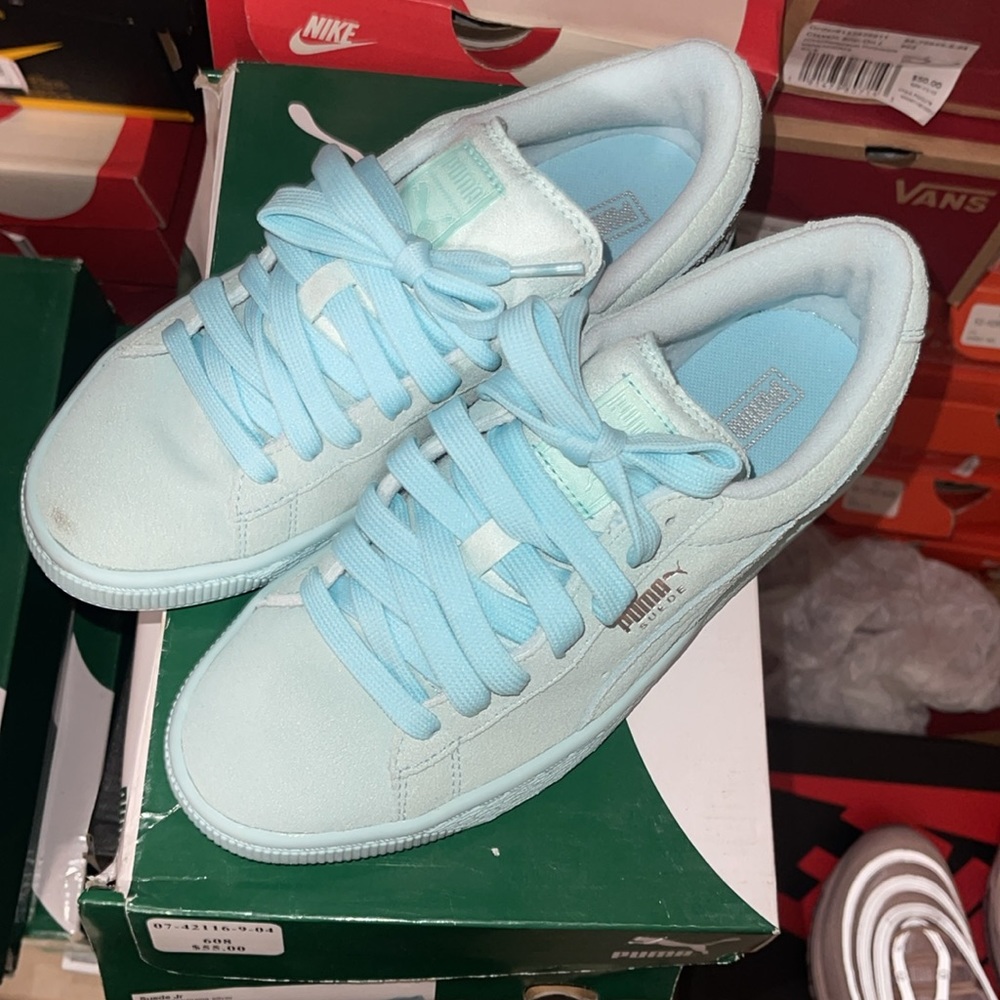 Grade School Puma Suede Clearwater Blue Size 6 Kids - Picture 5 of 5